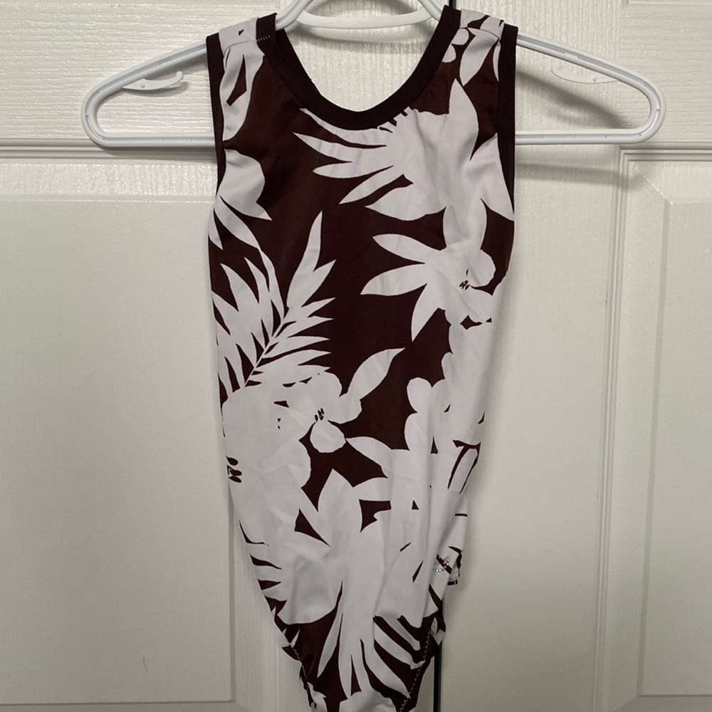 Gymnastics leotard